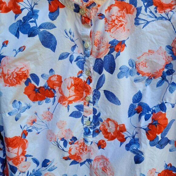 Talbots Red White Blue White Floral Button Down Blouse size Medium - Picture 10 of 13